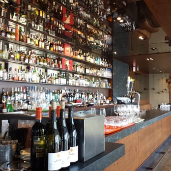 Canoe - If a drink is what you need, I'm sure the bartender is there to please. - Canadian (New) Near Me - Toronto, Ontario Canoe - If a drink is what you need, I'm sure the bartender is there to please. - Canadian (New) Near Me - Toronto, Ontario