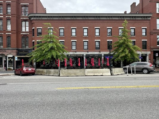 The Barley House Restaurant & Tavern by null