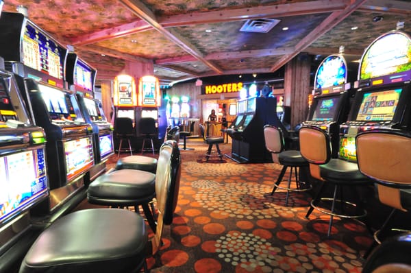 Hooters Restaurant of Las Vegas by null