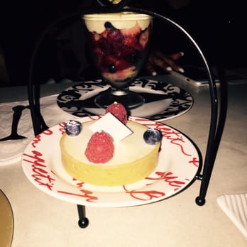 Caffe Concerto - Fruit tart in the foreground, and mixed berry moscato sabayon in the background - Pizza Near Me - Los Angeles, California