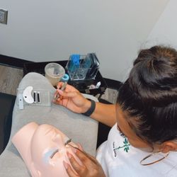 Luxe Glam Beauty - Learn the skill of lash extensions with our 1 on 1 training!