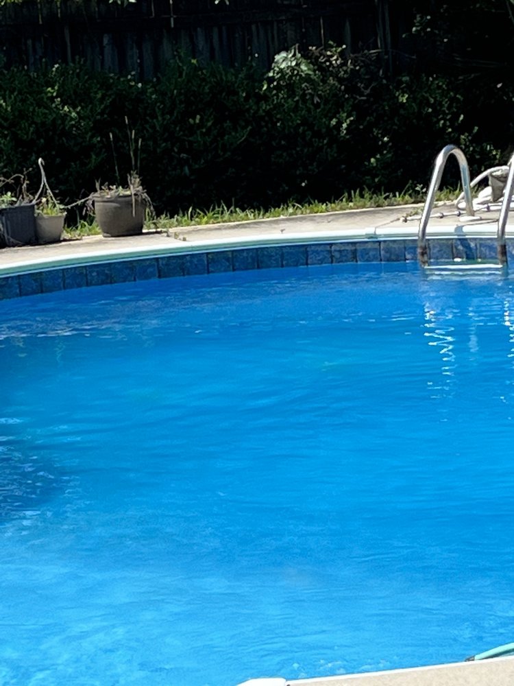WUNDER WATERS POOL CLEANING Updated July 2024 Gulf Breeze, Florida