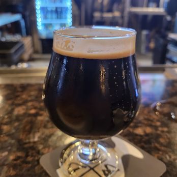 Final Draft Brewing Company - Attitude adjustment nitro Porter. Not their best beer in my opinion - Breweries Near Me - Redding, California
