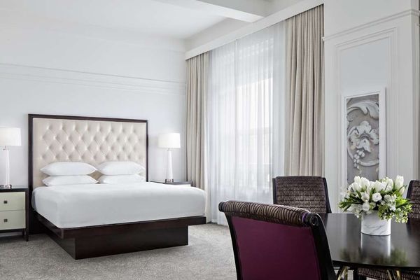 Amway Grand Plaza, Curio Collection by Hilton by null