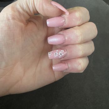 Good Looks Spa - Nails - Nail Salons Near Me - Elk Grove, California Good Looks Spa - Nails - Nail Salons Near Me - Elk Grove, California
