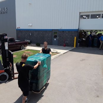 Mitchell Moving - Moving for Cirrus aircrafts. - Movers Near Me - Sevierville, Tennessee