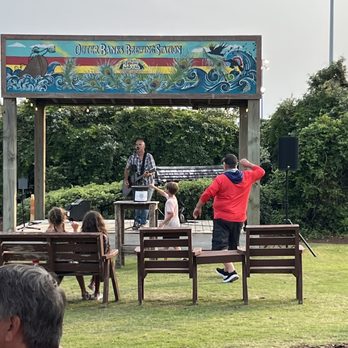 Outer Banks Brewing Station - Great love music in the outdoor seating area. So much fun and not so loud that you can't also visit with everyone at your table. - Seafood Near Me - Kill Devil Hills, North Carolina