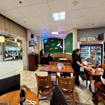 Arepa Venezuelan Kitchen - Bellevue - Empanadas Near Me - Bellevue, Washington