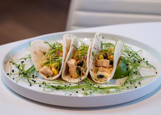 Figleaf Bar & Lounge by null