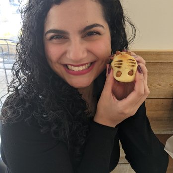 Ari Bakery Cafe - Hamster bread - Bakeries Near Me - Miramar, Florida