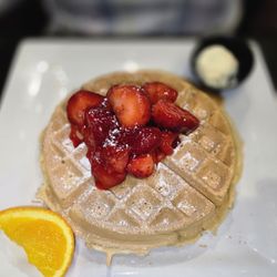 Keke's Breakfast Cafe - Belgium Waffle with Strawberrys