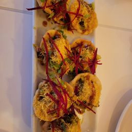 Crispy chaat was very well prepared. Good quantity too, unlike in some places where they provide minuscule amount. Crispy chaat was very well prepared. Good quantity too, unlike in some places where they provide minuscule amount.