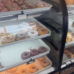 Donut Worry - Fayetteville - Sprinkle rolls