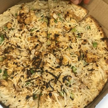 Jerusalem Pizza - Cashew chick'n - Pizza Near Me - Southfield, Michigan