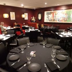 Hunan Lion interior