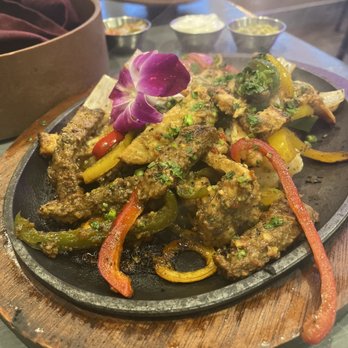 3321 Bistro - Mixed 3. Mix Fajitas - Tex-Mex Near Me - Washington, DC, District of Columbia