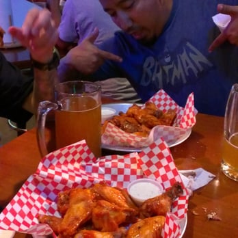 Johnny Carino's - Wangs & leninekugal and a happy camper - Italian Near Me - Downey, California Johnny Carino's - Wangs & leninekugal and a happy camper - Italian Near Me - Downey, California