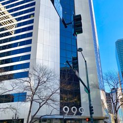 Laura Brodie, MA, ATR, LPC - Entrance to 999 18th Street, Denver CO 80202
