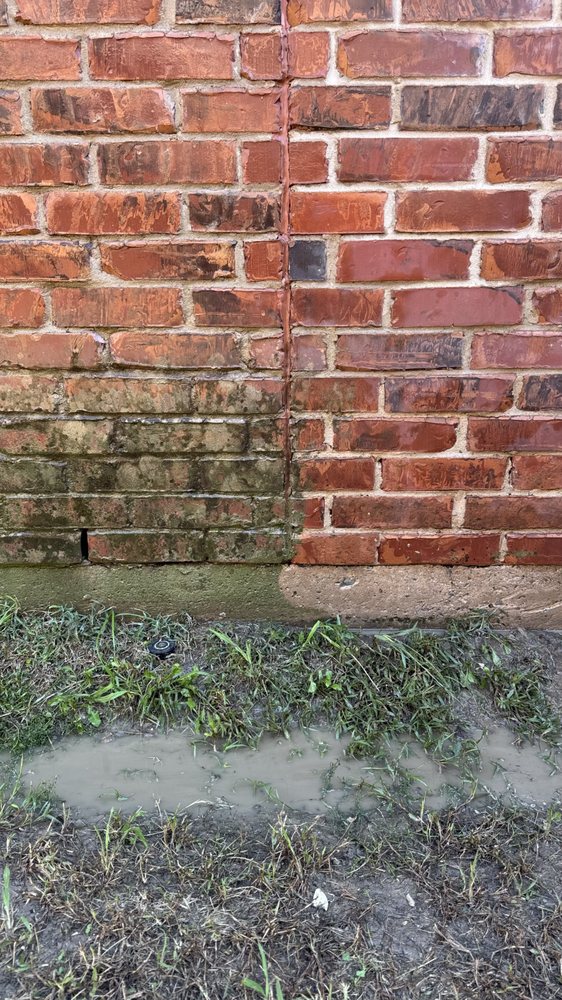 Slide of Green Blast Solutions pressure washing