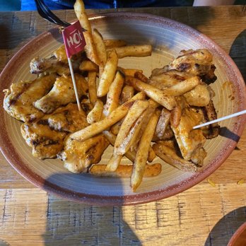 Nando's Peri-Peri - Peri Peri Wings 6 Hot 6 Extra Hot - South African Near Me - Oakbrook, Illinois Nando's Peri-Peri - Peri Peri Wings 6 Hot 6 Extra Hot - South African Near Me - Oakbrook, Illinois
