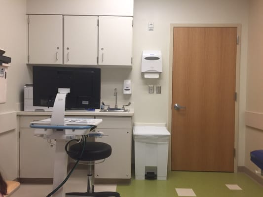 CHOP Buerger Center for Advanced Pediatric Care - Raymond G. Perelman Campus by null