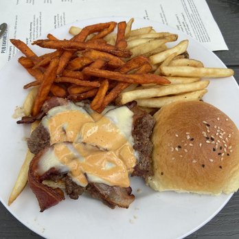 Snake River Brewing - The burger. SO. GOOD! Huge portion of fries - Brewpubs Near Me - Jackson, Wyoming