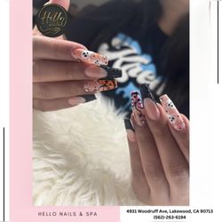 Hello Nails and Spa