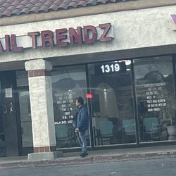 Nail Trendz