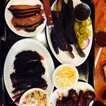 Gatlin's BBQ - Food served on plates with real silver wear. - Barbeque Near Me - Houston, Texas Gatlin's BBQ - Food served on plates with real silver wear. - Barbeque Near Me - Houston, Texas
