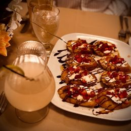 Strawberry goat cheese crostini