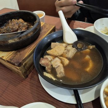 Cafe TPT - Bak kut teh - Chinese Near Me - London, XGL