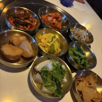 Korea Garden - free side dishes - Korean Near Me - Honolulu, Hawaii Korea Garden - free side dishes - Korean Near Me - Honolulu, Hawaii