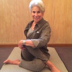 Evergreen Yoga Studio - Students of all ages and physical condition are welcome at Evergreen Yoga.
