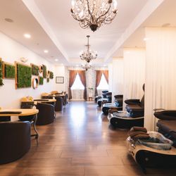 Spa Nijoli and Salon - Award winning nail sanctuary offering manicures, pedicure, gel extensions and more