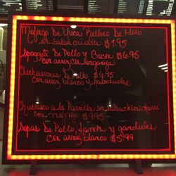 El Punto Restaurante - Venus Gardens - Specials board