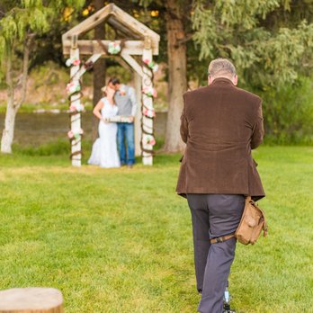 Bonafide Film House - Filming a wedding at Rainbow Ranch in Big Sky Montana. - Videographers Near Me - Bozeman, Montana Bonafide Film House - Filming a wedding at Rainbow Ranch in Big Sky Montana. - Videographers Near Me - Bozeman, Montana