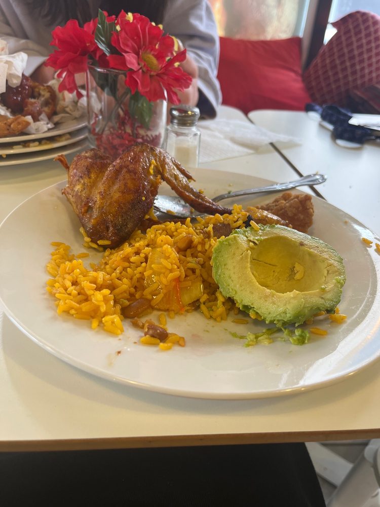 FUNCHAL AMERICANA BUFFET Updated October 2024 100 Fairfield Ave