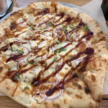 Putah Creek Cafe - Barbecue chicken pizza - Breakfast & Brunch Near Me - Winters, California