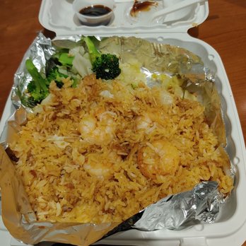 Mekong Delta Cafe - Garlic shrimp and crab with salad. - Vietnamese Near Me - Baltimore, Maryland Mekong Delta Cafe - Garlic shrimp and crab with salad. - Vietnamese Near Me - Baltimore, Maryland