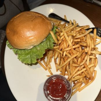 J. Alexander's - Old Fashioned Cheeseburger - New American Near Me - Ft. Lauderdale, Florida J. Alexander's - Old Fashioned Cheeseburger - New American Near Me - Ft. Lauderdale, Florida