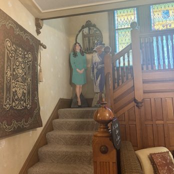 Quintealia's Tea Parlor - Tea Rooms Near Me - Burton, Ohio