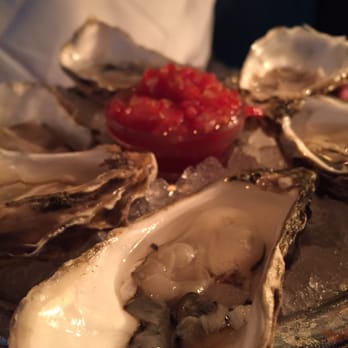 Bob Bob Ricard - Jersey Grade 'A' Rock Oyster - British Near Me - Soho, XGL