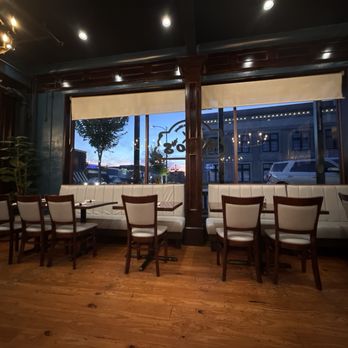 Nico's - Dining room - Italian Near Me - New Albany, Mississippi Nico's - Dining room - Italian Near Me - New Albany, Mississippi