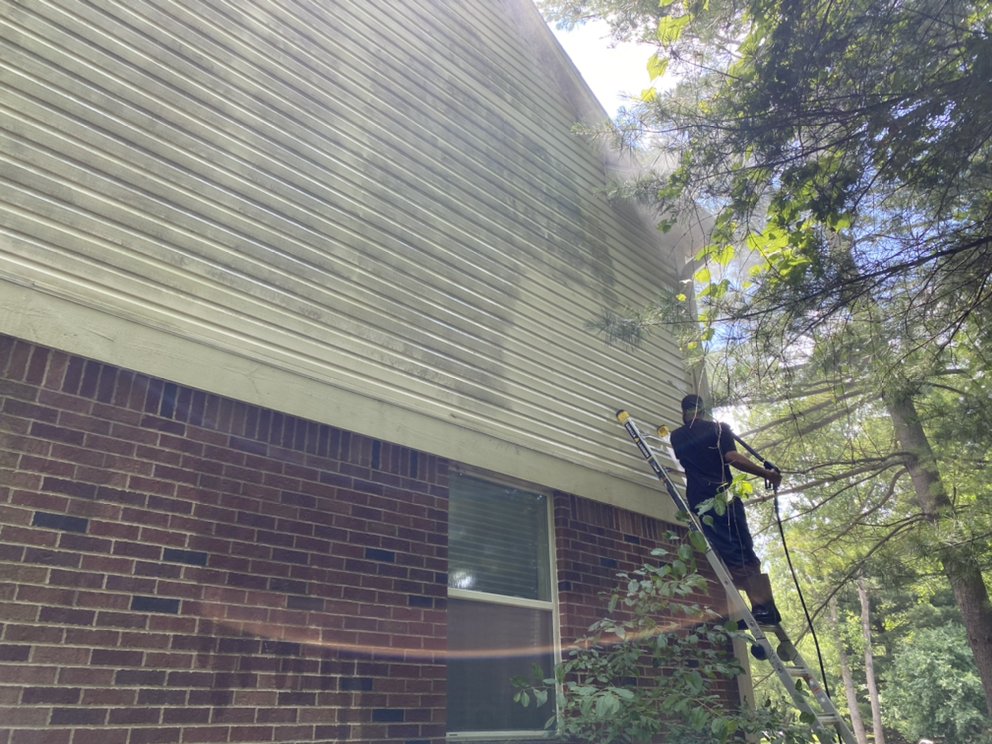 Slide of Dxd Services