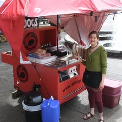 Red Five Hotdog Company - Holding down their spot at Springfield Farmers' Market