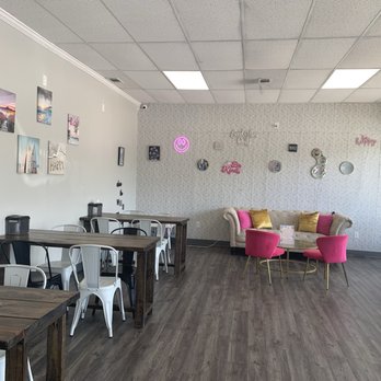 Happy Eats and Acai Bar - The decor is so cute - Cafes Near Me - Grenada, Mississippi Happy Eats and Acai Bar - The decor is so cute - Cafes Near Me - Grenada, Mississippi