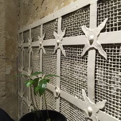 Czarcia Łapa - Inside