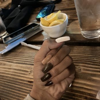 Luxe Nail Spa - Left hand - Nail Salons Near Me - Sacramento, California