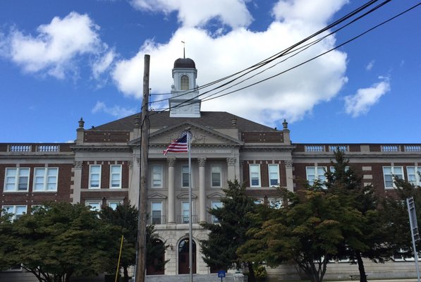 Mamaroneck High School by null