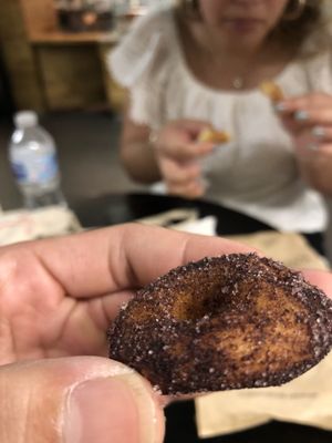 Doughnuttery by null